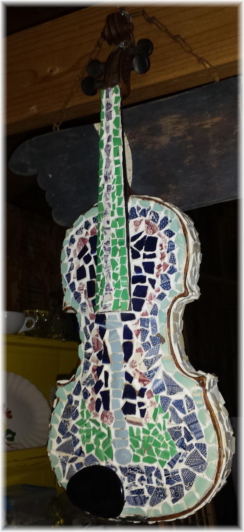 mosaic art violin 